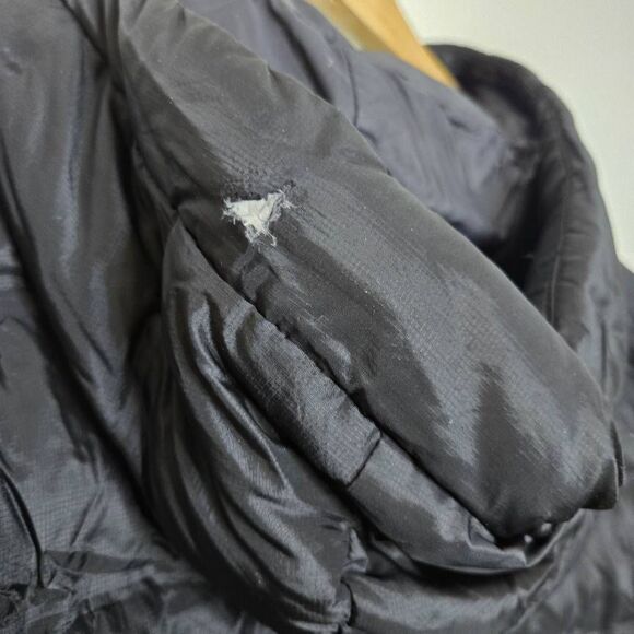 Uniqlo Down Puffer Coat Size Medium Unisex Black - Picture 6 of 6